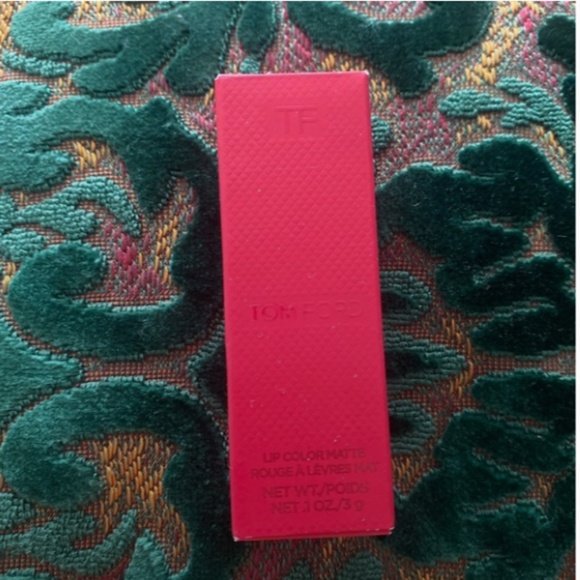 Tom Ford Lip Color Matte - Scarlet Rouge - Picture 7 of 7